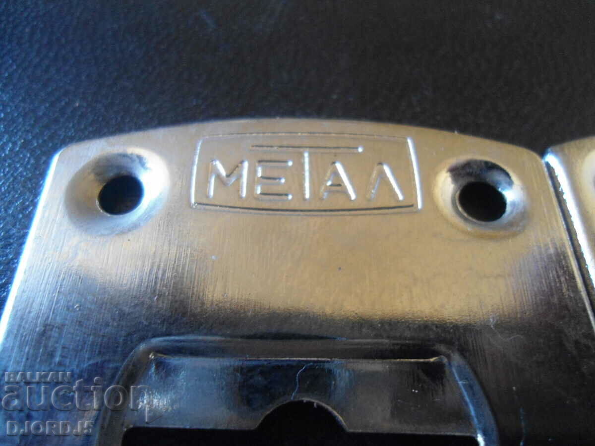 Auction Old lock hinges Auction Old lock hinges