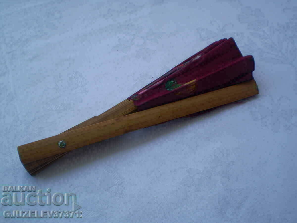 Antique painted red silk wood fan - 7 Antique painted red silk wood fan - 7