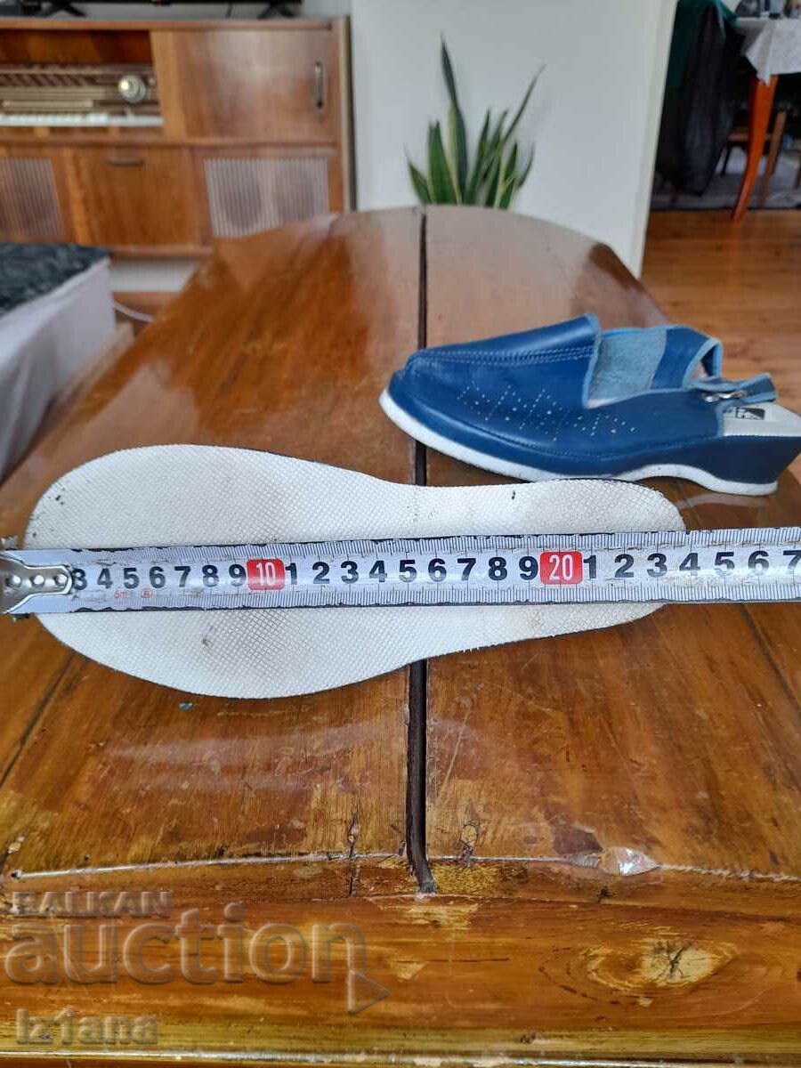 Old women's shoes Youth - 6 Old women's shoes Youth - 6