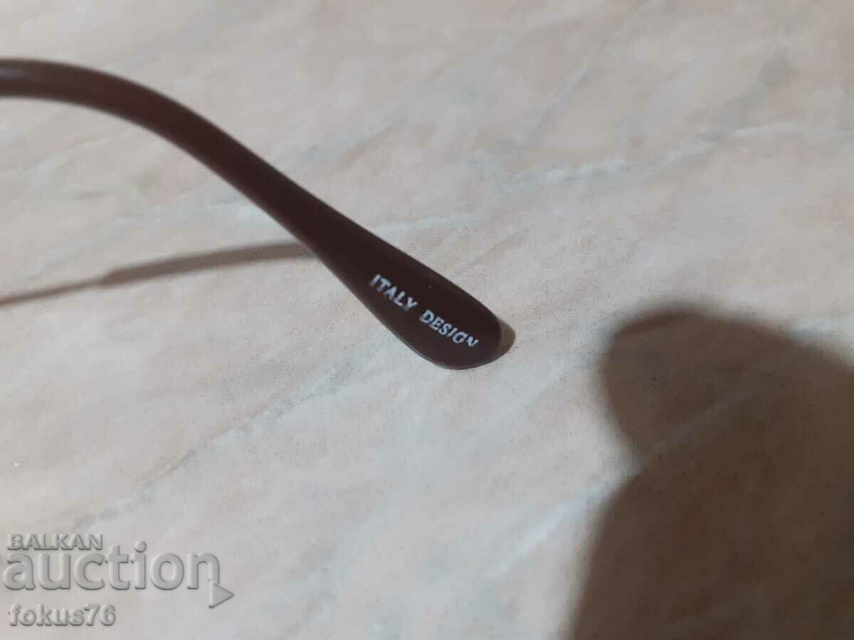 Luxury sunglasses with a thick gold-plated frame - 5