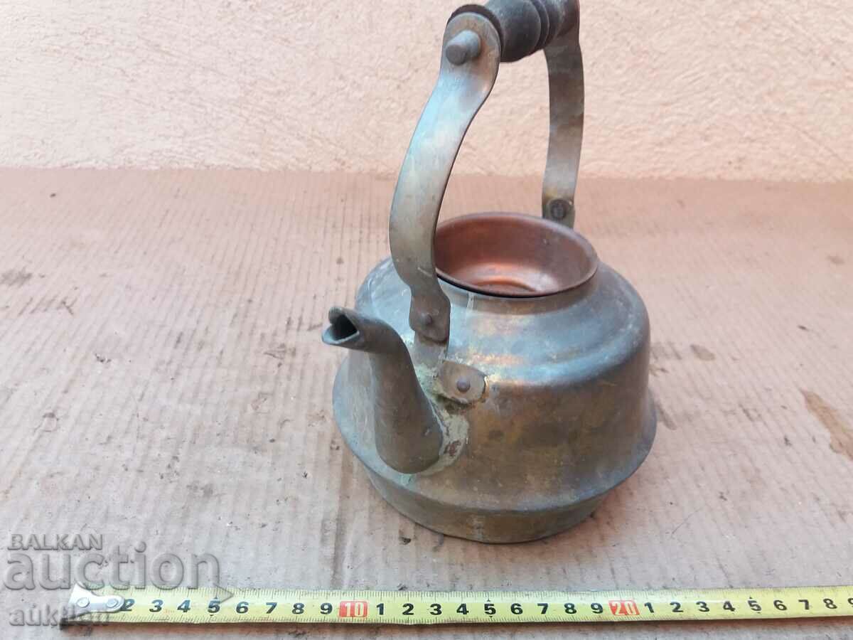 Delivery of SOLID BRONZE KETTLE, RITUAL - EXCELLENT Delivery of SOLID BRONZE KETTLE, RITUAL - EXCELLENT