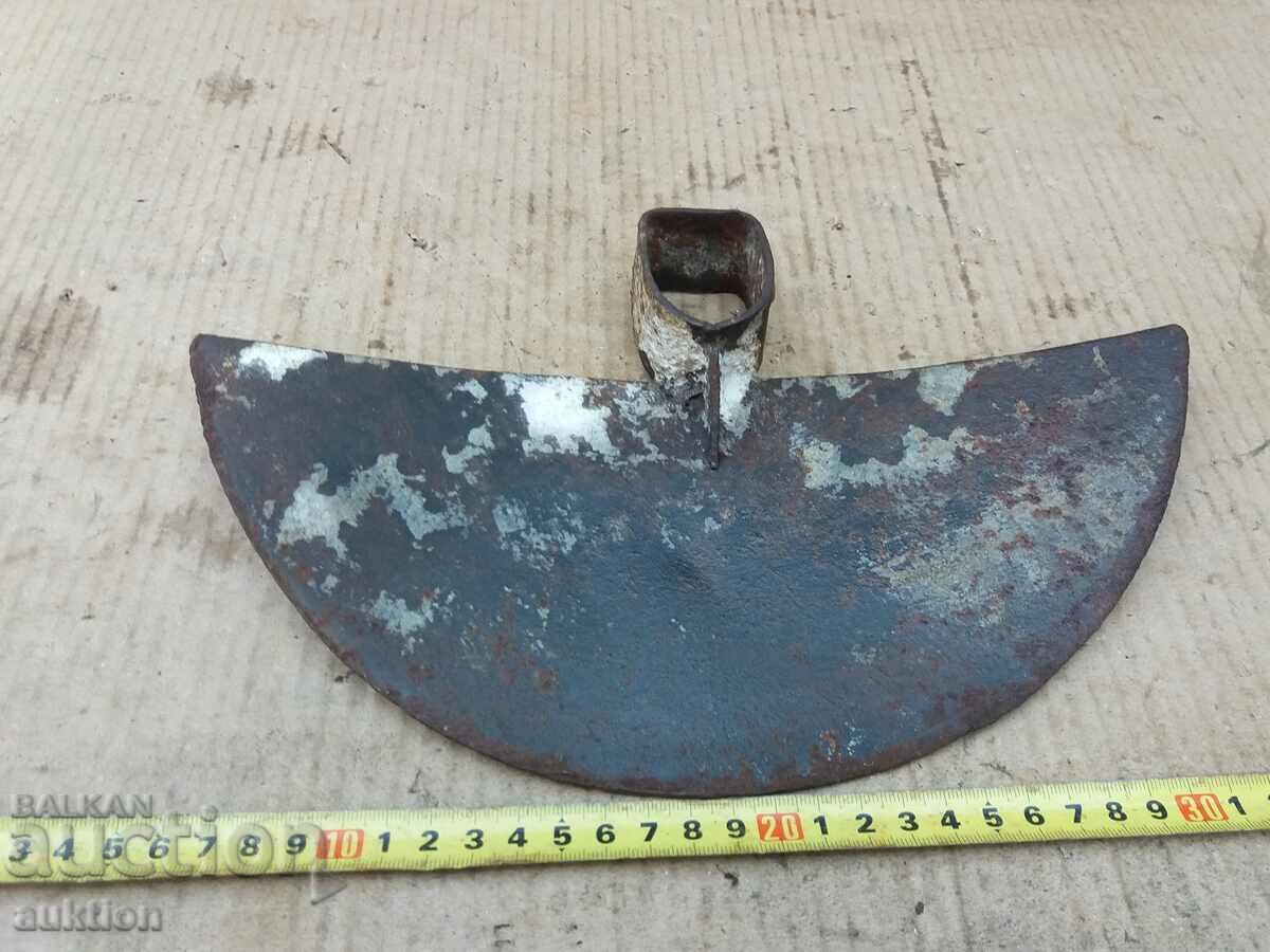 SOLID FORGED HOE - TOOL - 6 SOLID FORGED HOE - TOOL - 6