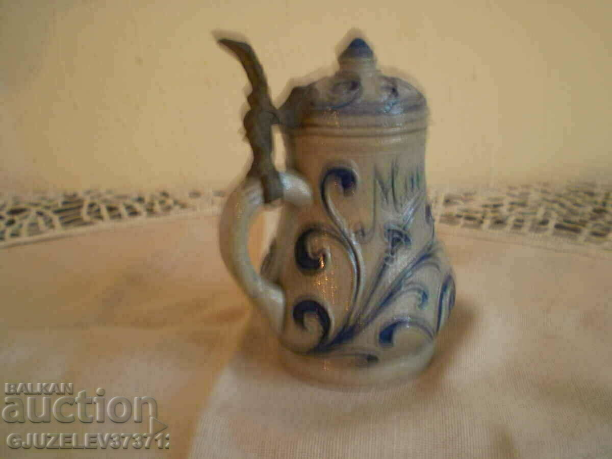 Παράδοση Γερμανία Παλαιά κεραμική κανάτα γάλακτος Παράδοση Γερμανία Παλαιά κεραμική κανάτα γάλακτος