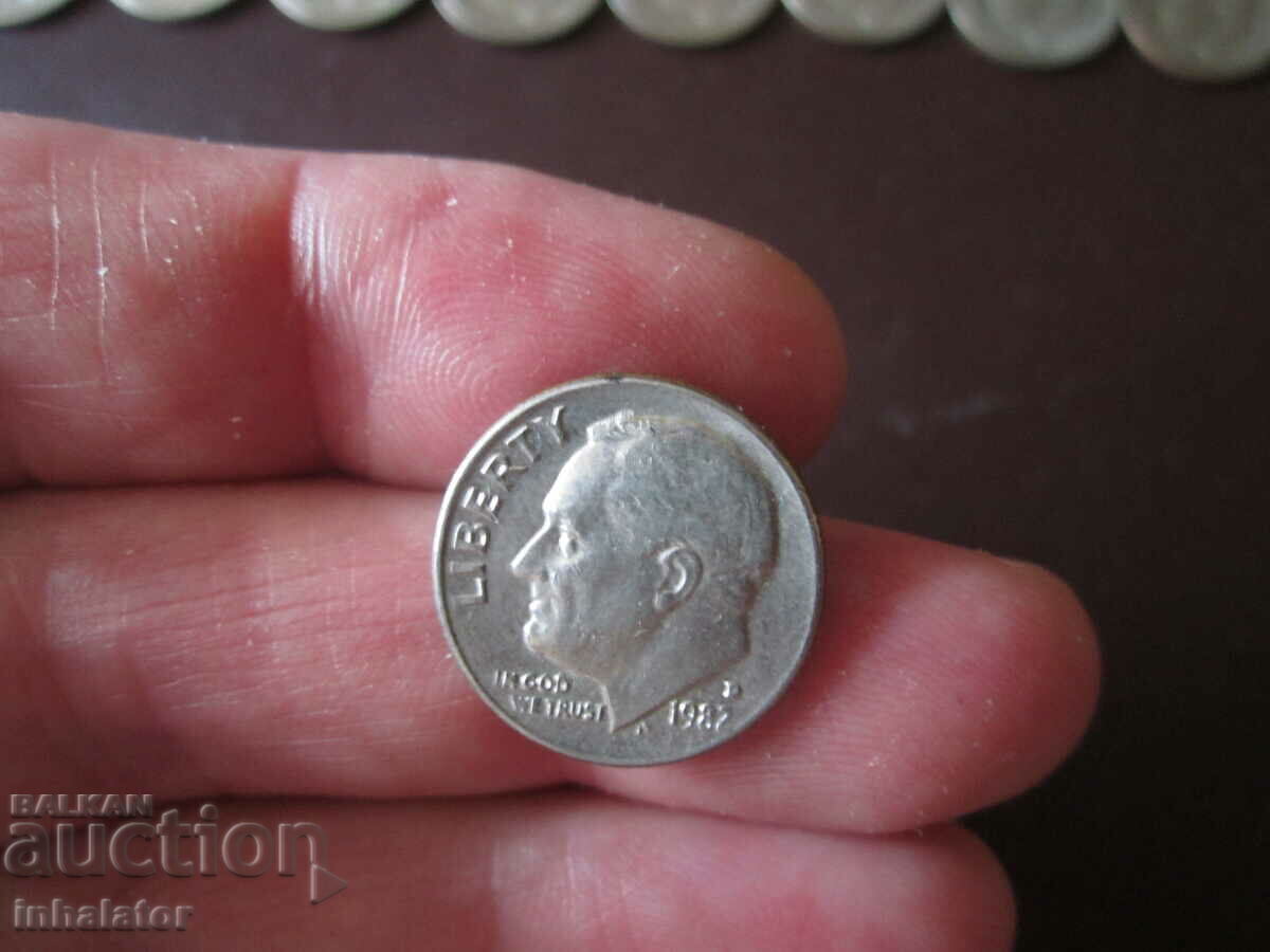 1982 год 10 цента САЩ буква D