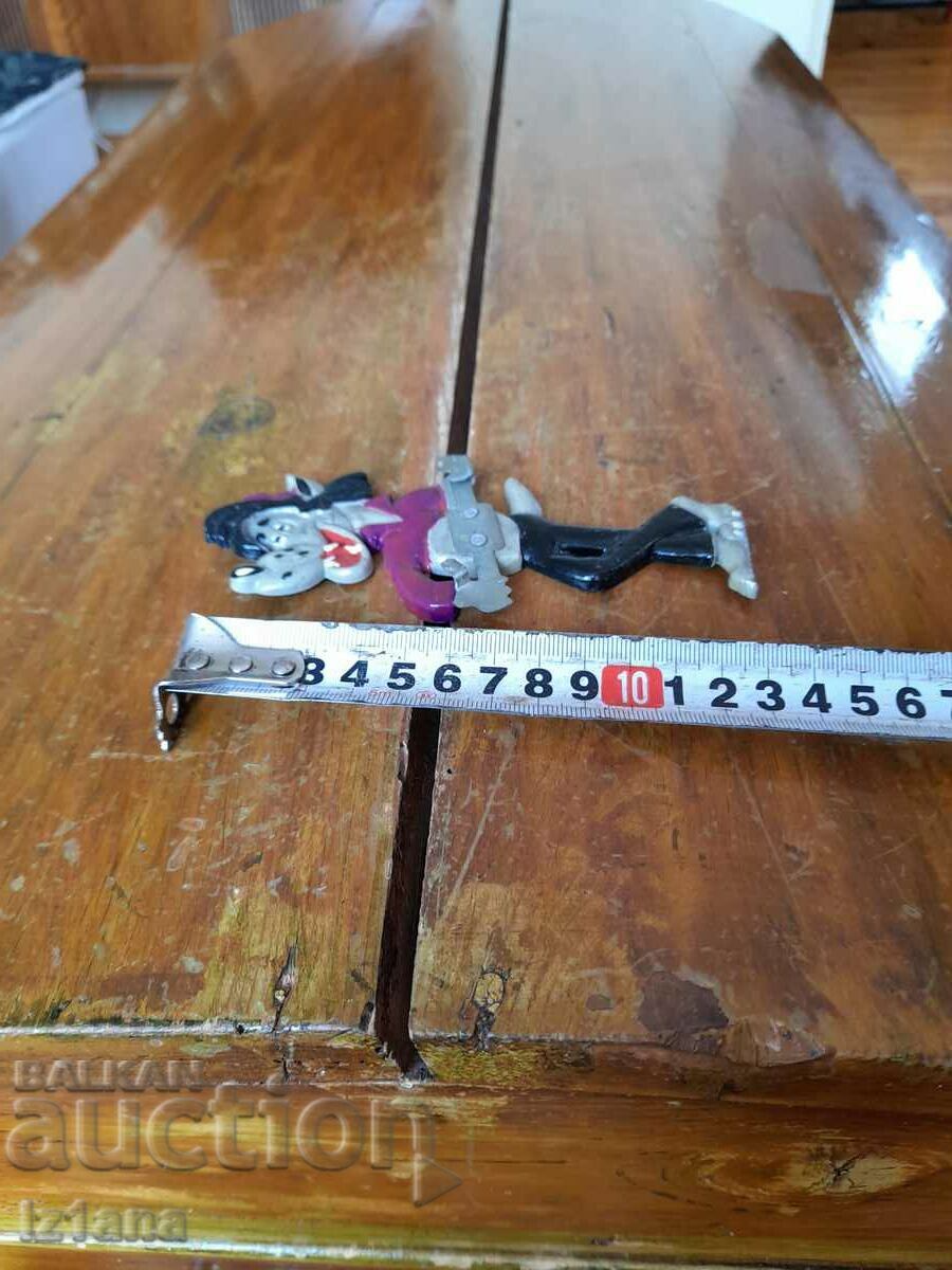 Delivery of Old Figur