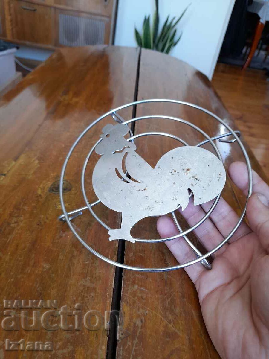 Auction  Old stand for hot dishes, objects