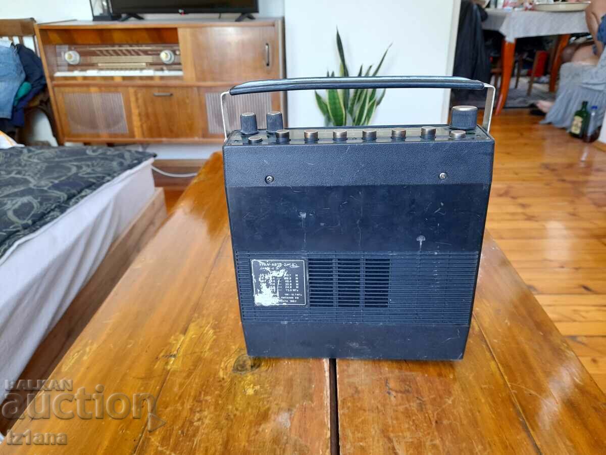 Delivery of Old radio, radio receiver Ural Auto 2 Delivery of Old radio, radio receiver Ural Auto 2