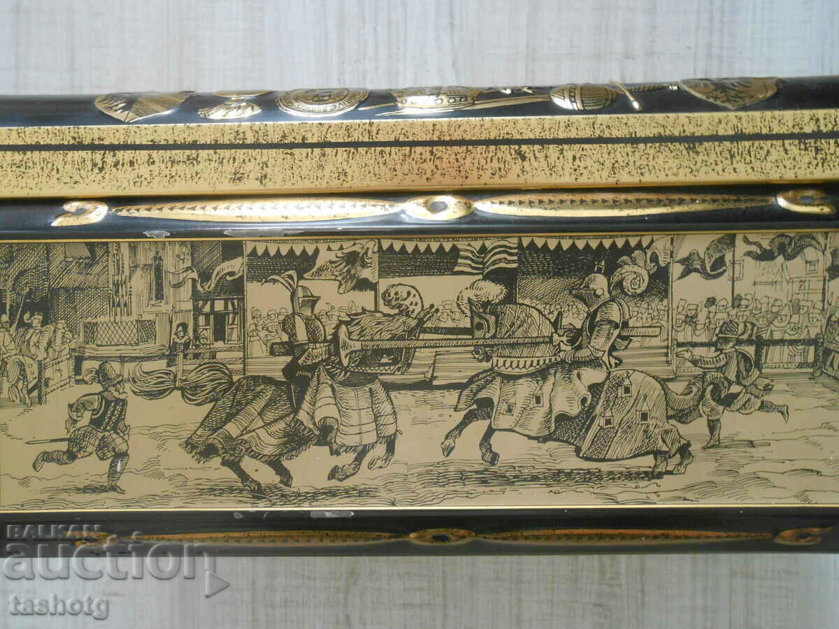 HUGE UNIQUE BOX E.Otto Schmidt Lebkuchen Nurnberg !!! - 5 HUGE UNIQUE BOX E.Otto Schmidt Lebkuchen Nurnberg !!! - 5