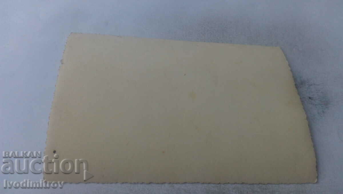 Photo Man women and children on the beach with price 2.45 BGN | € 1.25 Photo Man women and children on the beach with price 2.45 BGN | € 1.25