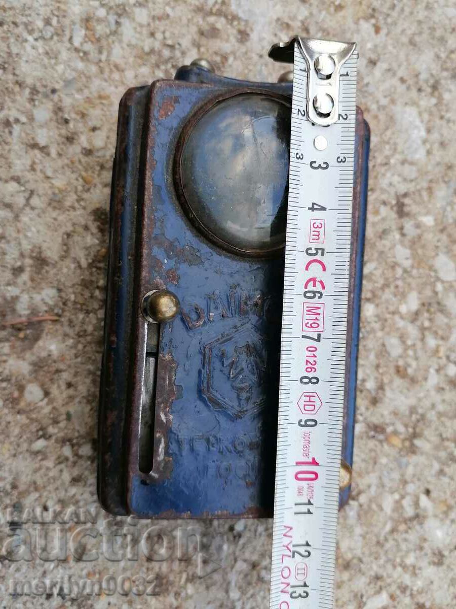 Delivery of Old flashlight DAIMON lamp spotlight Vermakht WW2