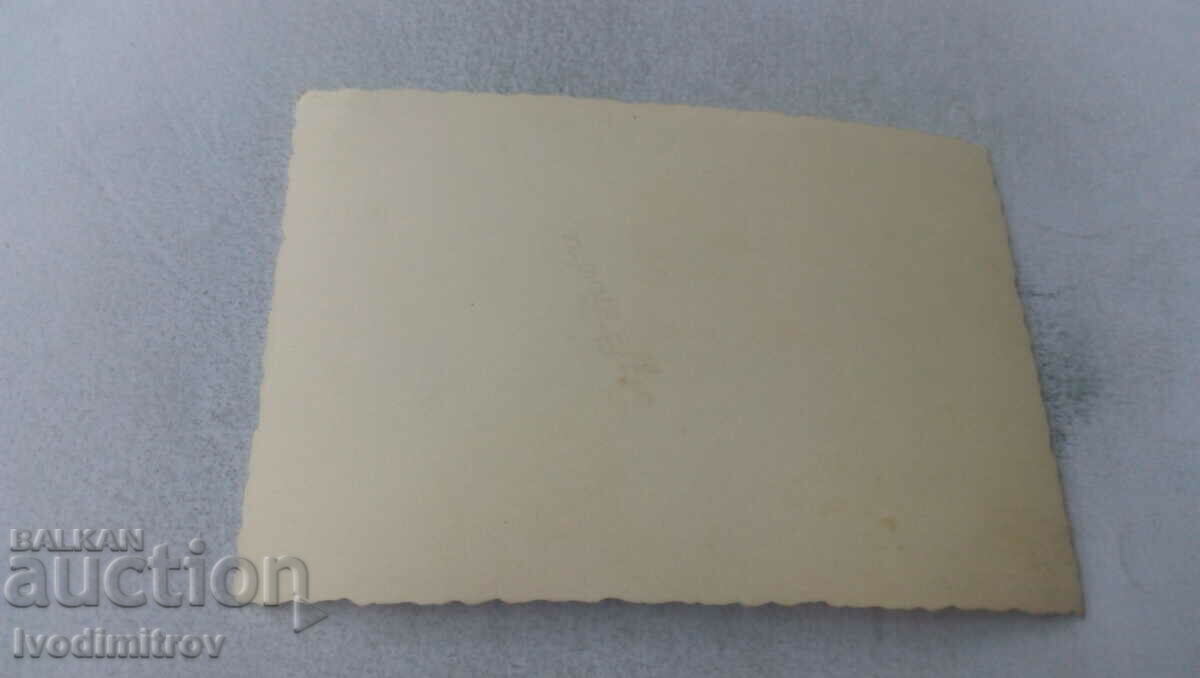 Photo Athletes built at the stadium with price 1.45 BGN | € 0.74 Photo Athletes built at the stadium with price 1.45 BGN | € 0.74