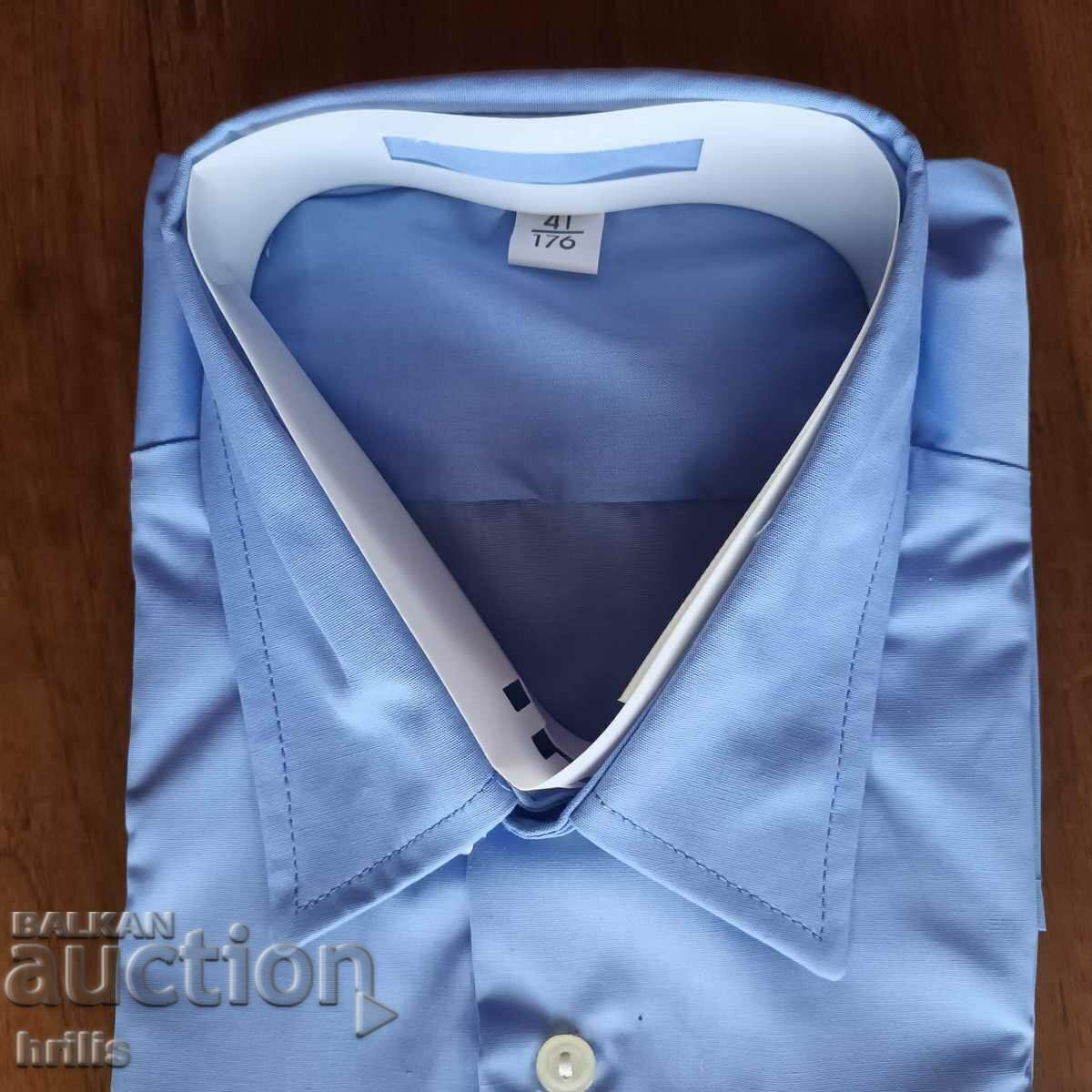 МЪЖКА РИЗА С КЪС РЪКАВ - развит соц с цена € 1.60 | 3.13 лв.