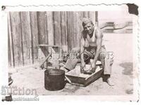 SMALL OLD PHOTO MILITARY LAUNDRY MILITARY LIFE B926