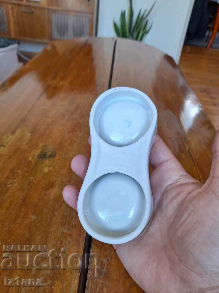 Delivery of Old Porcelain Salt Delivery of Old Porcelain Salt