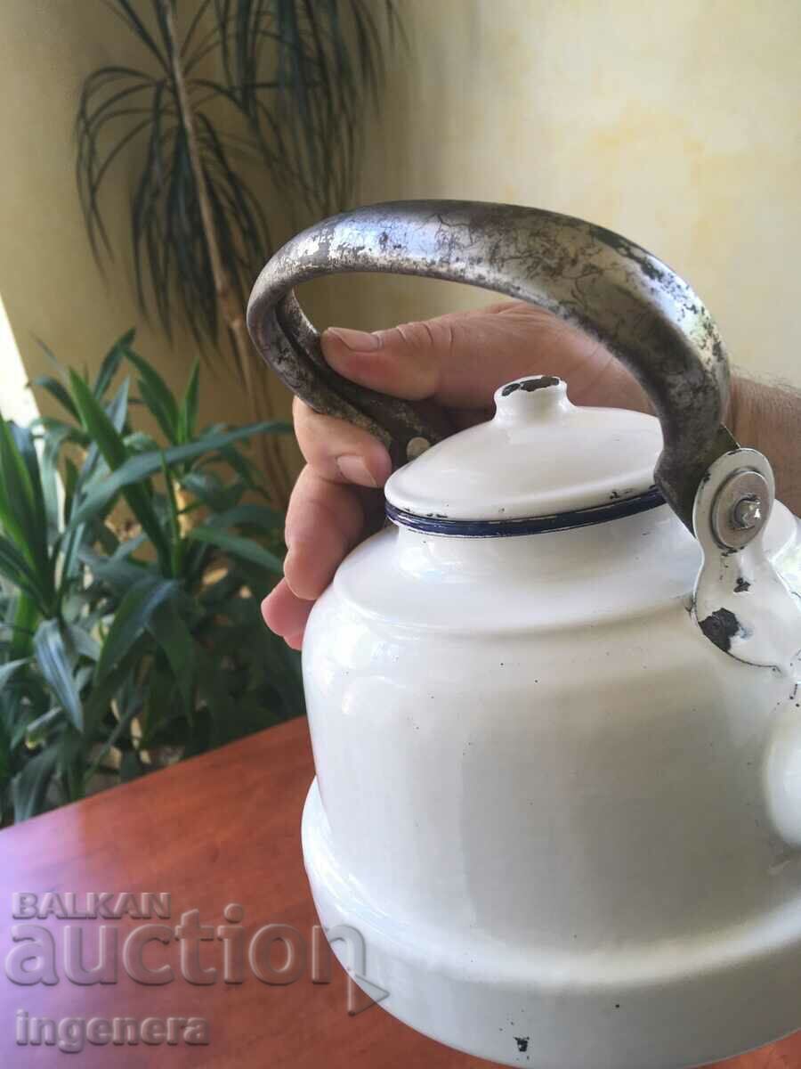 KETTLE METAL ENAMELED SMALL-1963 LANDFILL - 5 KETTLE METAL ENAMELED SMALL-1963 LANDFILL - 5