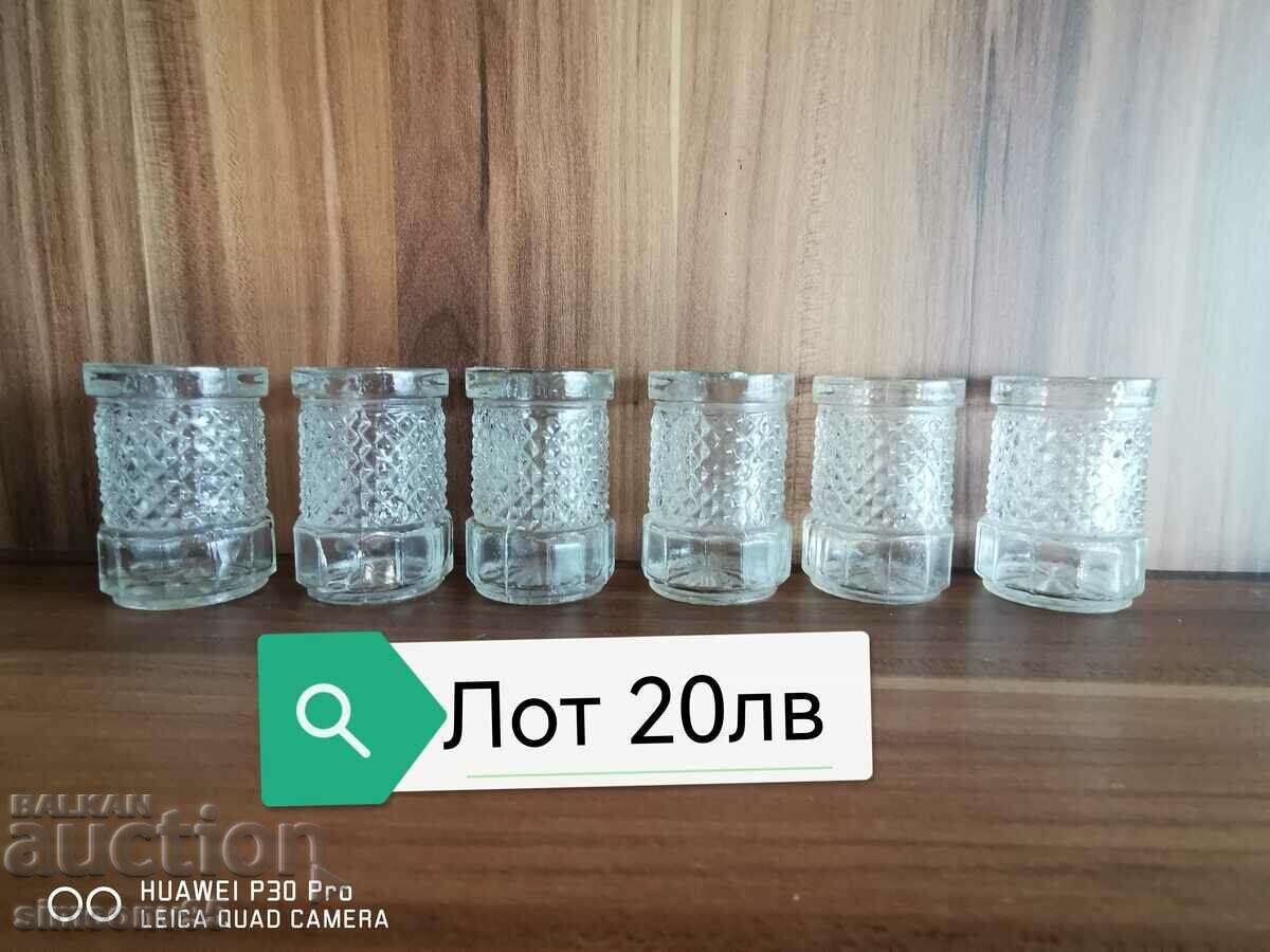 Glass cups set