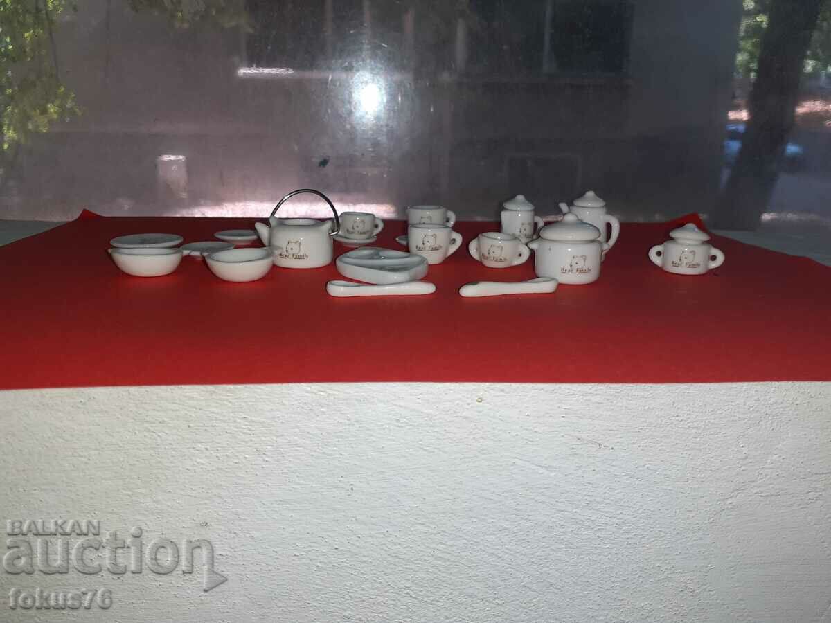 Παράδοση Μινιατούρες σέρβις πορσελάνης - μινιατούρα πορσελάνης Παράδοση Μινιατούρες σέρβις πορσελάνης - μινιατούρα πορσελάνης