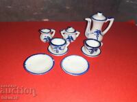 Beautiful porcelain service miniatures - porcelain miniature