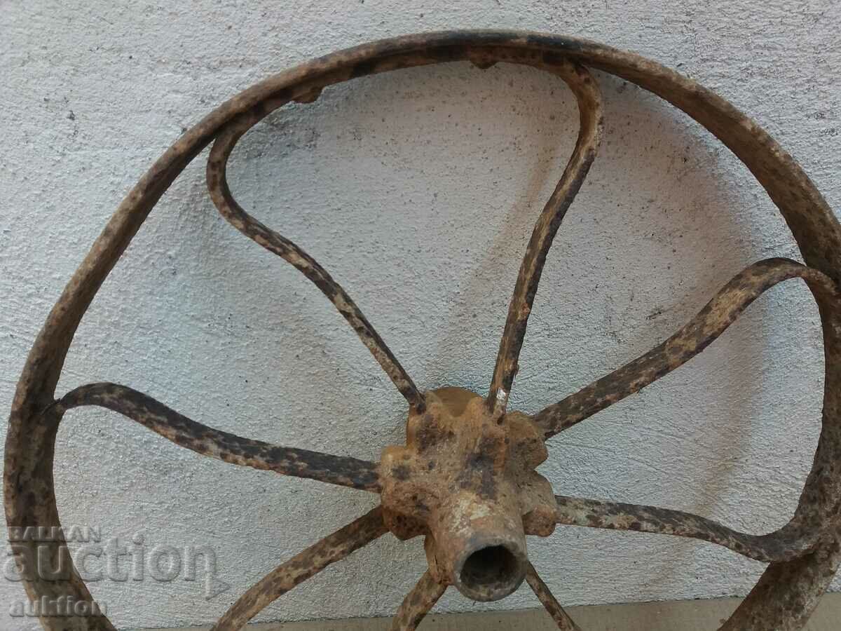 Delivery of MASSIVE RENAISSANCE WHEEL OF WAGON, PHAETON, TWO-WHEELER