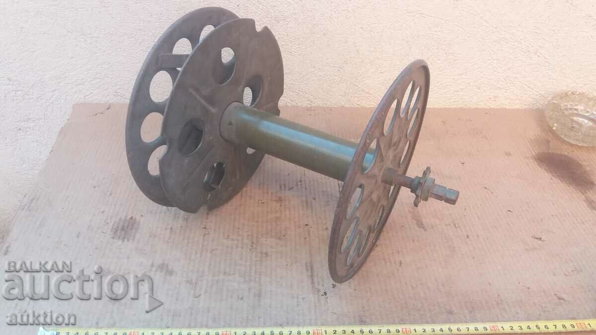 MILITARY CABLE REEL