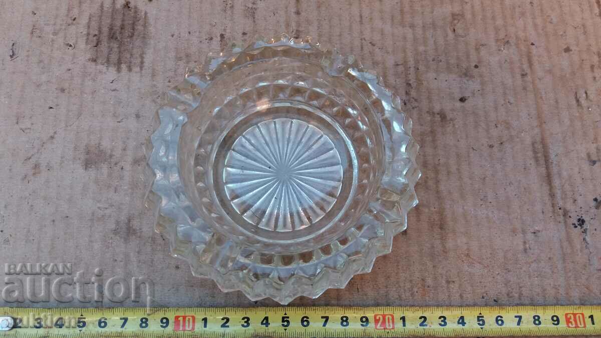 Delivery of CRYSTAL MASSIVE ASHTRAY Delivery of CRYSTAL MASSIVE ASHTRAY