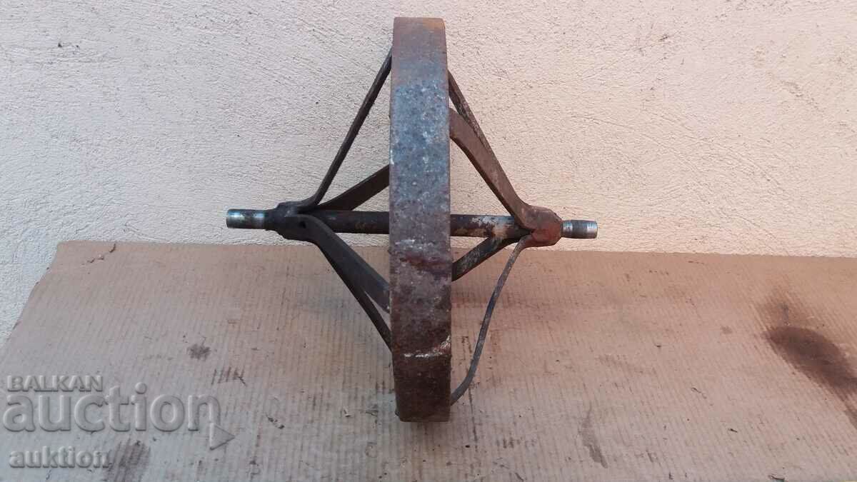 SOLID METAL WHEEL OF A TROLLEY - INTERESTING - 7 SOLID METAL WHEEL OF A TROLLEY - INTERESTING - 7