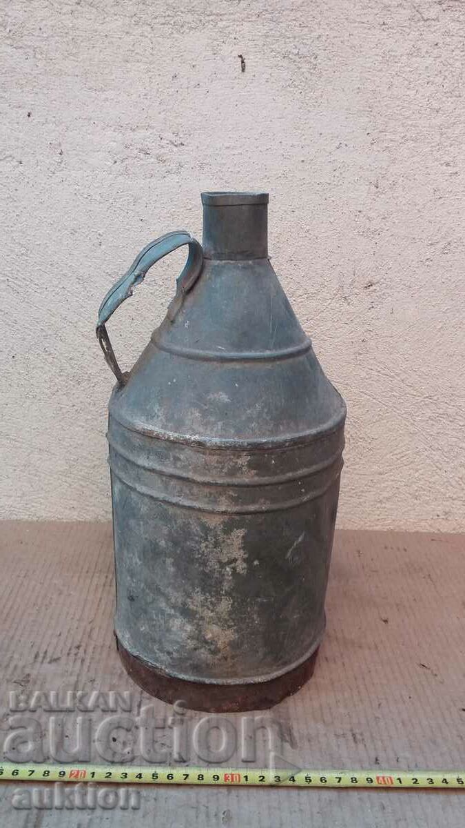 SOLID METAL GUM MILK CONTAINER - DECORATION REVIVAL with price 4.99 BGN | € 2.55 SOLID METAL GUM MILK CONTAINER - DECORATION REVIVAL with price 4.99 BGN | € 2.55