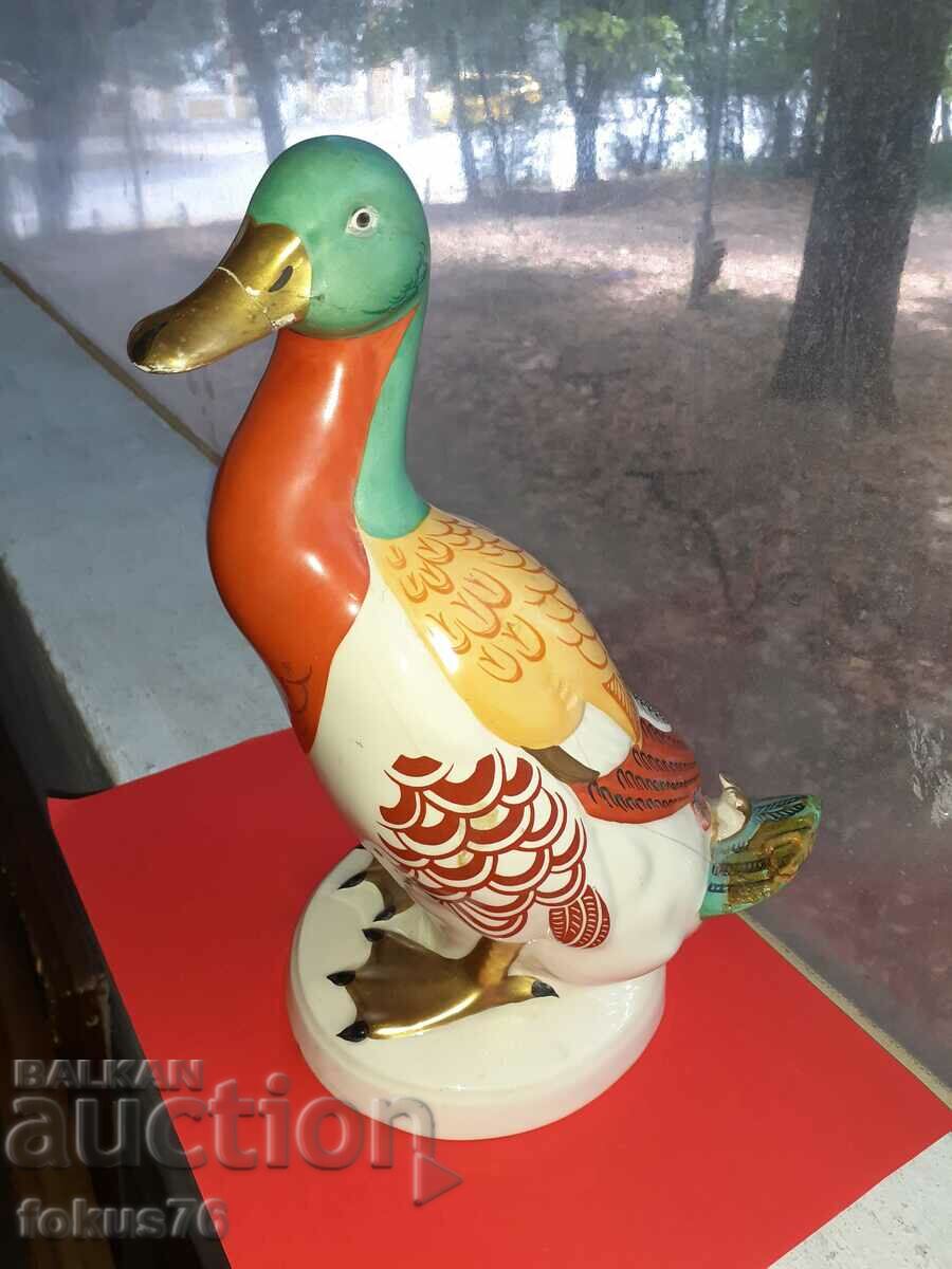 Auction GOEBEL Germany Beautiful porcelain duck figurine Unique Auction GOEBEL Germany Beautiful porcelain duck figurine Unique