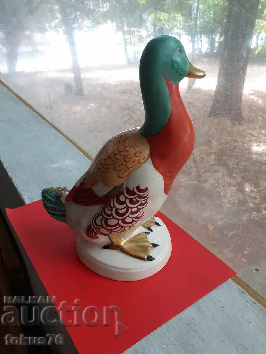 Delivery of GOEBEL Germany Beautiful porcelain duck figurine Unique Delivery of GOEBEL Germany Beautiful porcelain duck figurine Unique