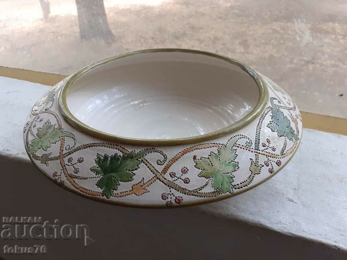 Delivery of Ceramic pot, bowl, tray, ceramic, porcelain, marking Delivery of Ceramic pot, bowl, tray, ceramic, porcelain, marking