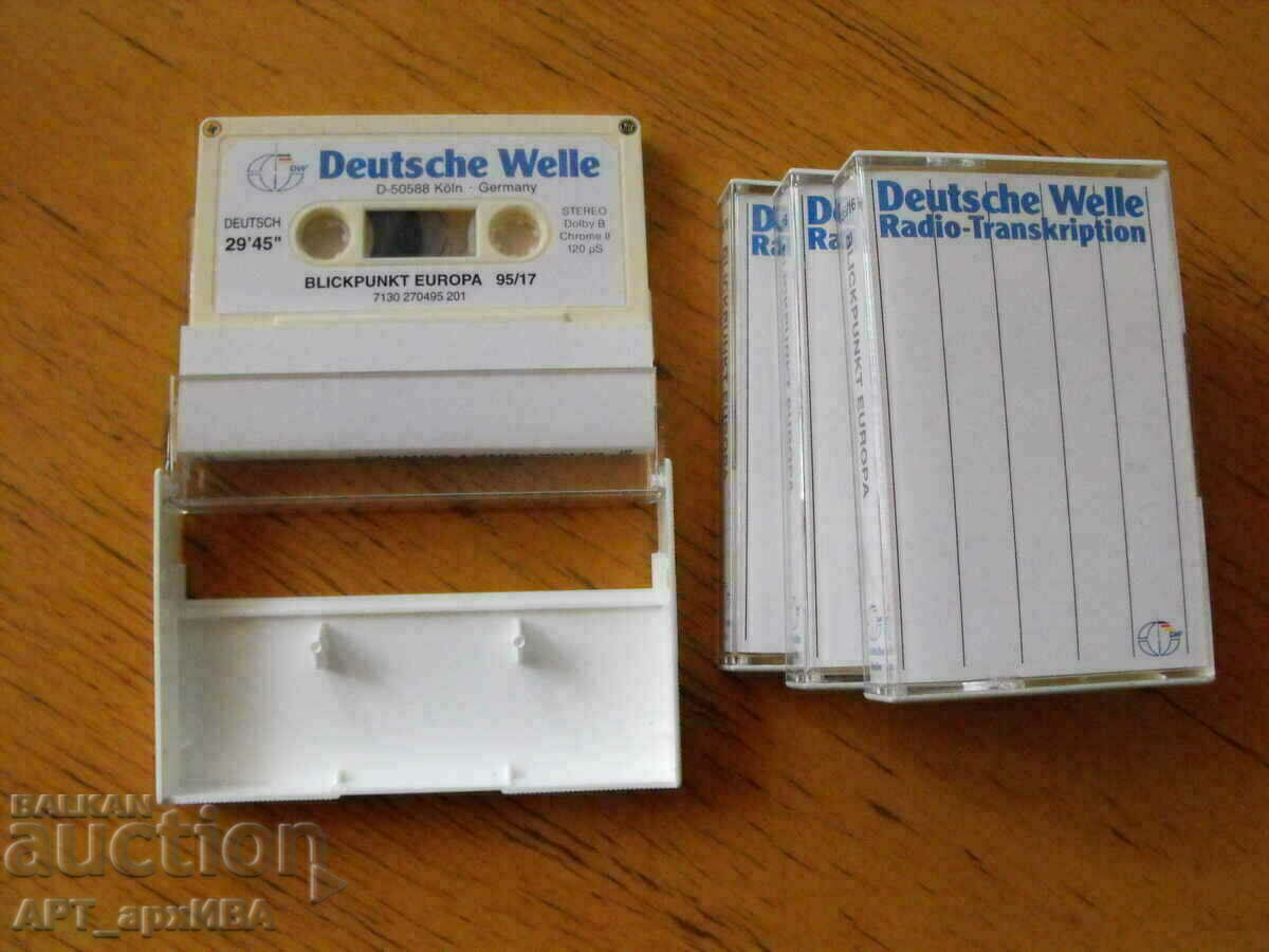Auction Audiocassettes with recordings of DEUTSCHE WELLE shows. Auction Audiocassettes with recordings of DEUTSCHE WELLE shows.