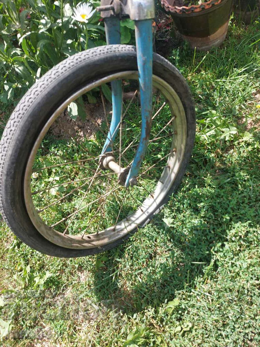 ΒΑΛΚΑΝ με τιμή 85.50 BGN | € 43.72 ΒΑΛΚΑΝ με τιμή 85.50 BGN | € 43.72