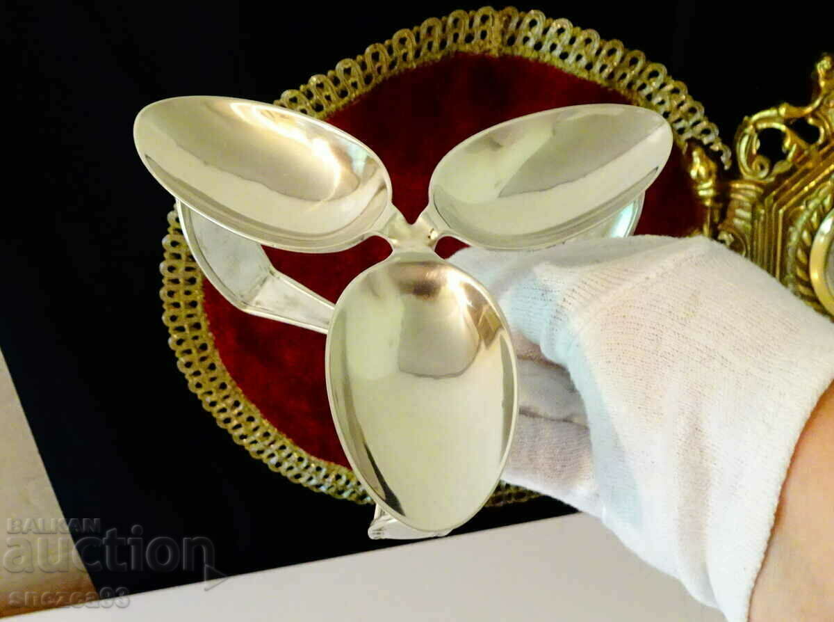 Silver-plated cocktail shaker, candle holder, ashtray, salt shaker - 5