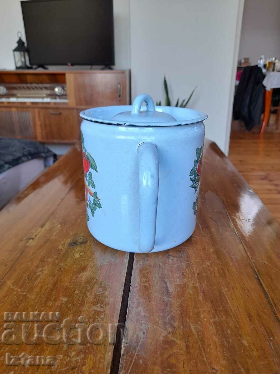 Delivery of Old enamel teapot