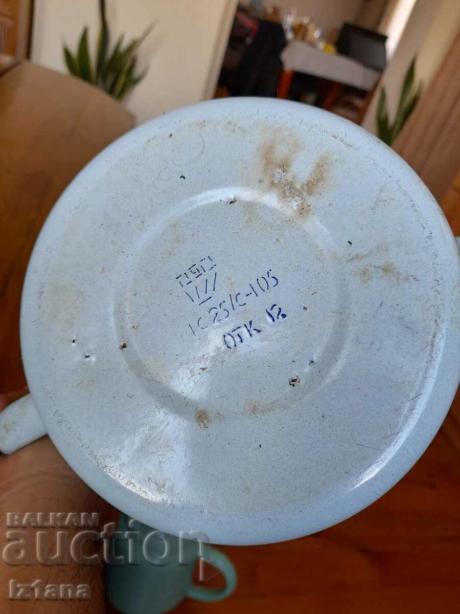 Old enamel teapot - 6