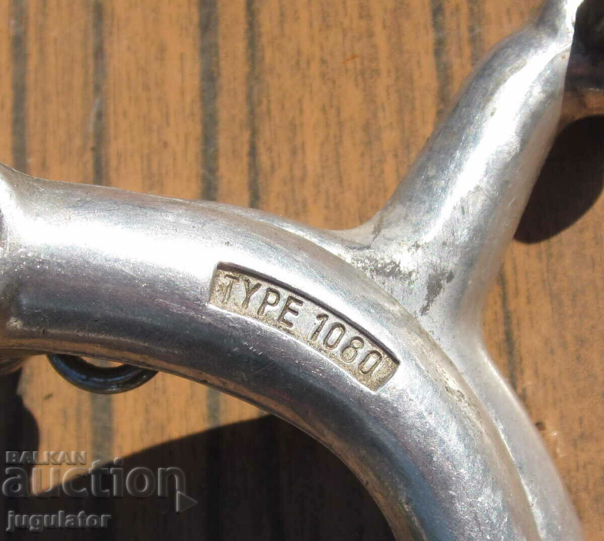 Delivery of WEINMANN brakes brake caliper for vintage bicycle wheel Delivery of WEINMANN brakes brake caliper for vintage bicycle wheel