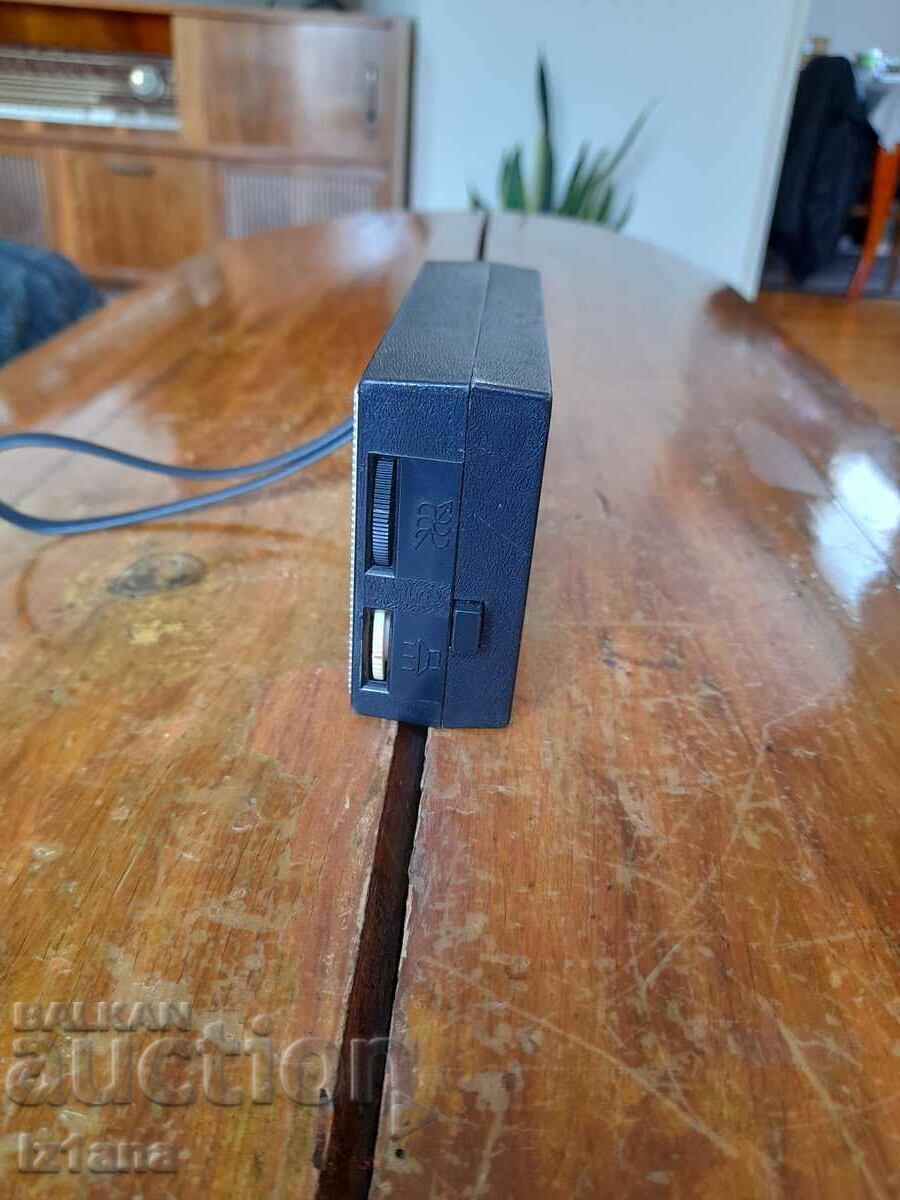 Auction Old radio, Yunga radio receiver Auction Old radio, Yunga radio receiver