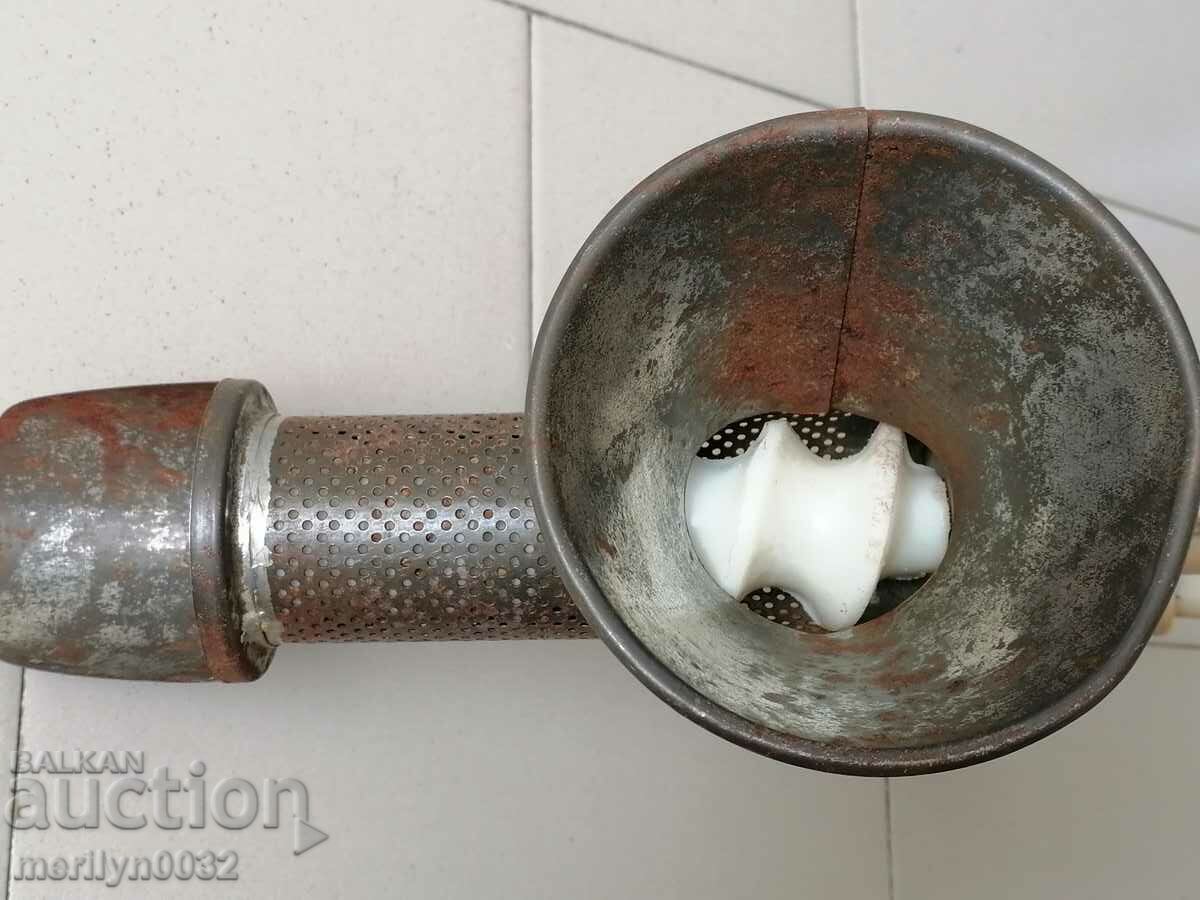 Auction  Machine for grinding vegetables and fruits