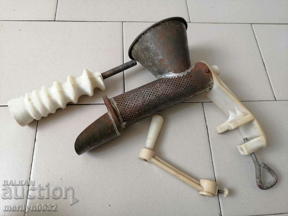 Machine for grinding vegetables and fruits - 6