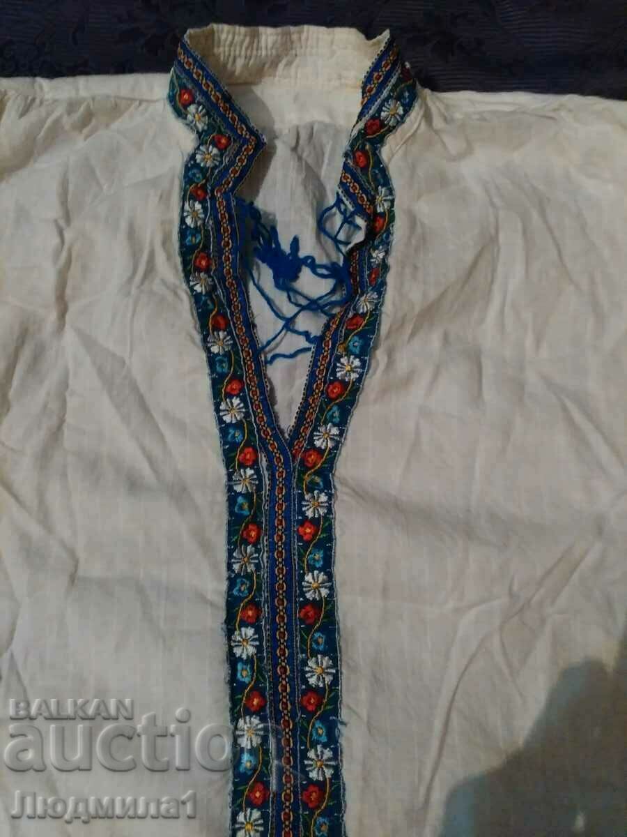 CHILDREN'S SHIRT with price 20.00 BGN | € 10.23 CHILDREN'S SHIRT with price 20.00 BGN | € 10.23