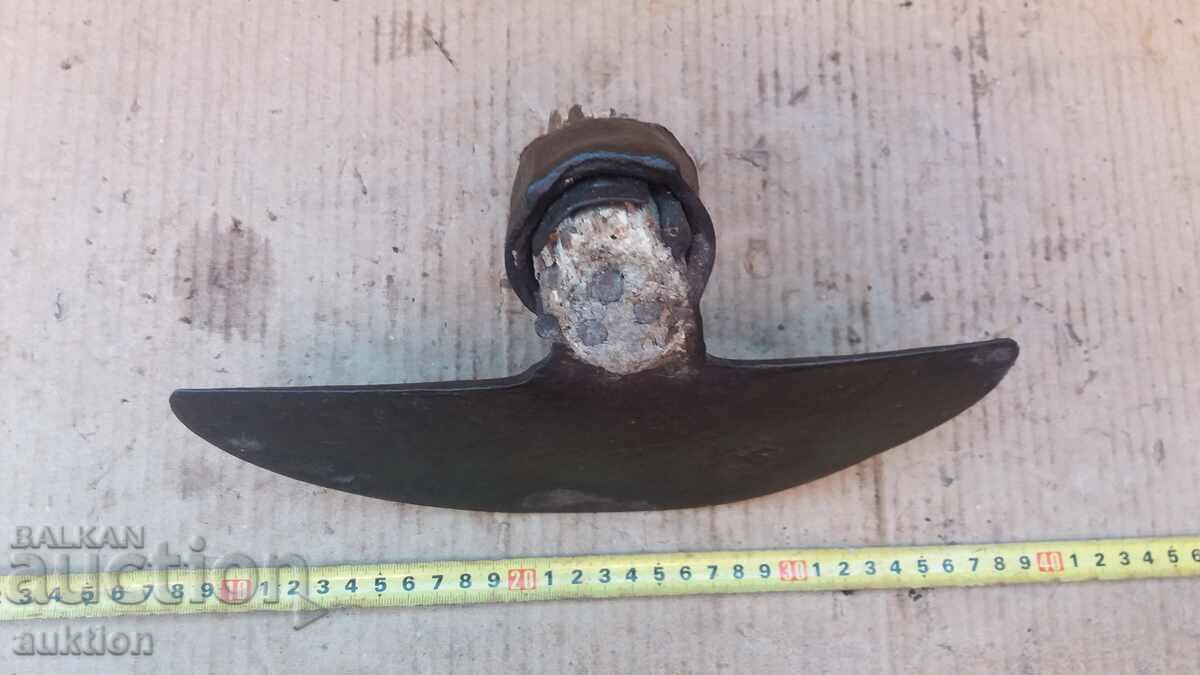 Delivery of OLD WROUGHT HOE, SHOOT TOOL Delivery of OLD WROUGHT HOE, SHOOT TOOL