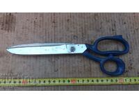 OLD SOLID FABRIC SCISSORS - EXCELLENT