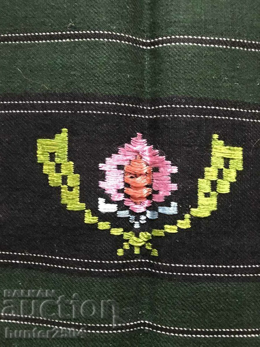 Apron, authentic, min. century, 79/42 cm with price 19.95 BGN | € 10.20 Apron, authentic, min. century, 79/42 cm with price 19.95 BGN | € 10.20