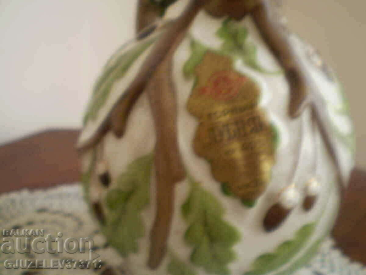 LFZ USSR upper DUBNYAK large alcohol bottle with price 199.00 BGN | € 101.75 LFZ USSR upper DUBNYAK large alcohol bottle with price 199.00 BGN | € 101.75