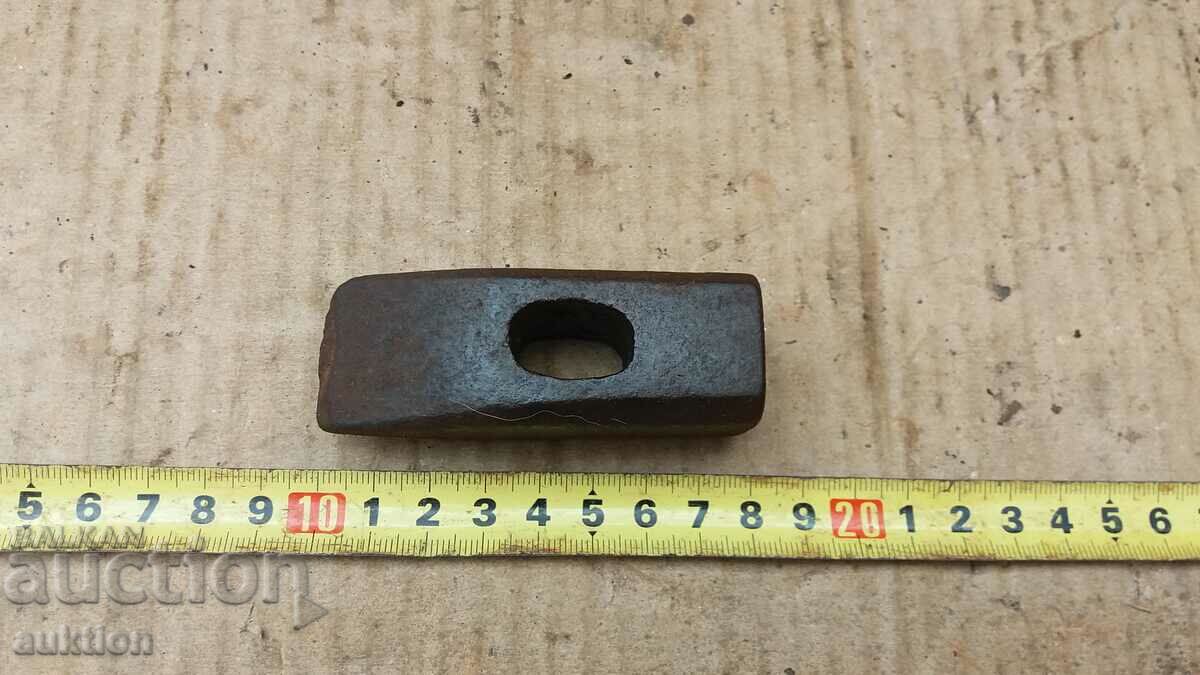 STEEL-PLATED CRAFTSMAN'S HAMMER, TOOL with price 3.99 BGN | € 2.04 STEEL-PLATED CRAFTSMAN'S HAMMER, TOOL with price 3.99 BGN | € 2.04