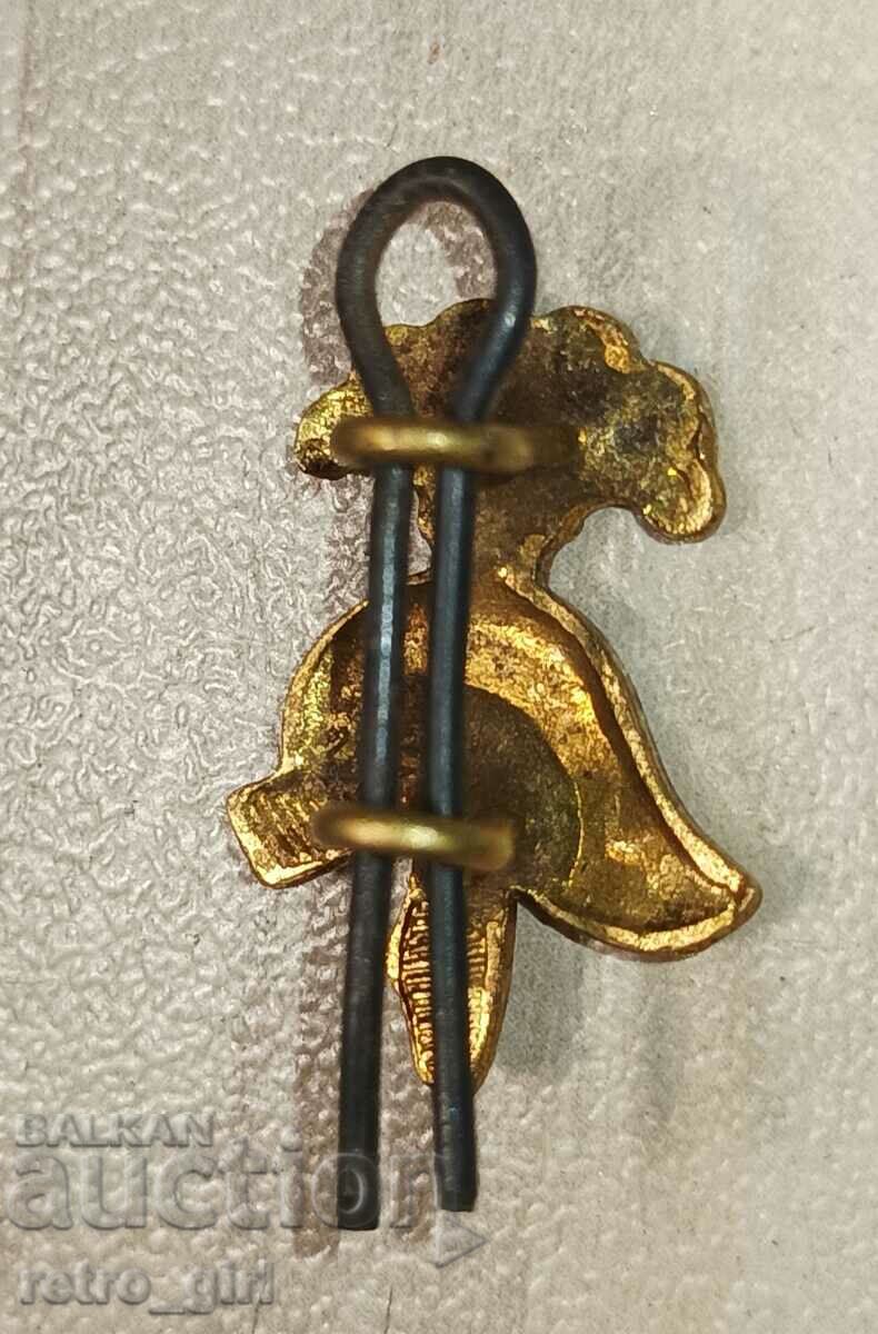 I am selling a military insignia, a badge with price 7.00 BGN | € 3.58