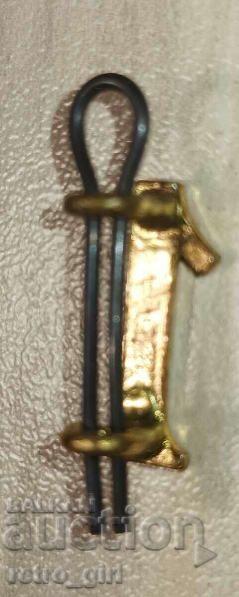 I am selling a military insignia, a badge with price 7.00 BGN | € 3.58 I am selling a military insignia, a badge with price 7.00 BGN | € 3.58