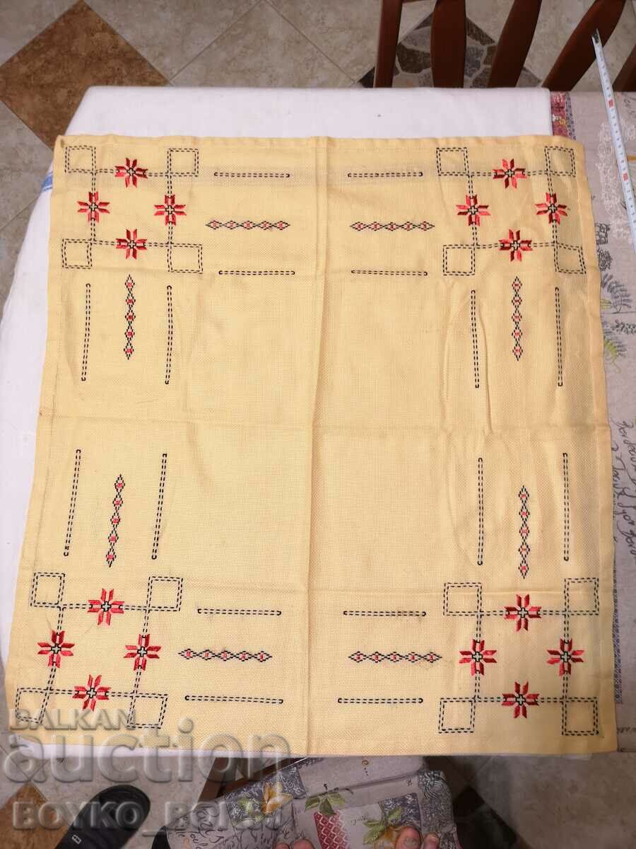 ANTIQUE BLANKET CHECKED EMBROIDERY EMBROIDERY 73/69 cm.