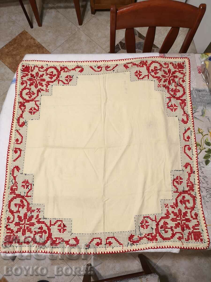 CUPERĂ ANTICHĂ BRODERIE 75/75 cm. cu preț 49.00 BGN | € 25.05