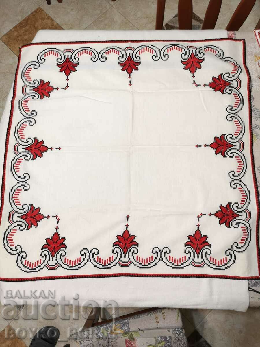 ANTIQUE COVER EMBROIDERY EMBROIDERY 70/70 cm.